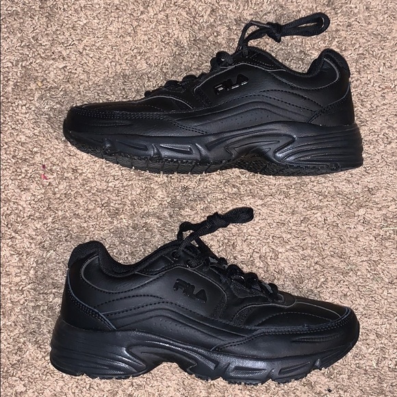 fila non slip work shoes